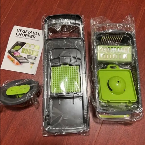 NEW: Vegetable Chopper - Picture 2 of 3